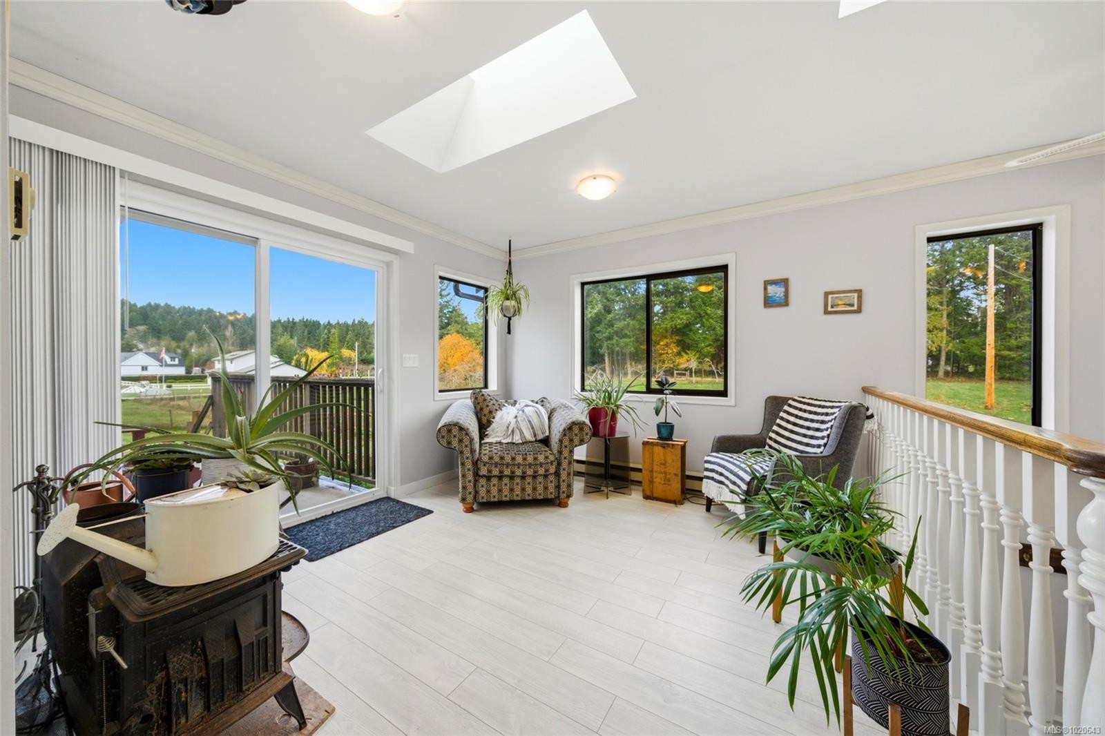 510 Voutrait Rd, Mill Bay, BC