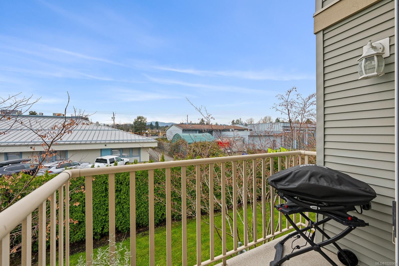 13-2475 Mansfield Dr, Courtenay, BC