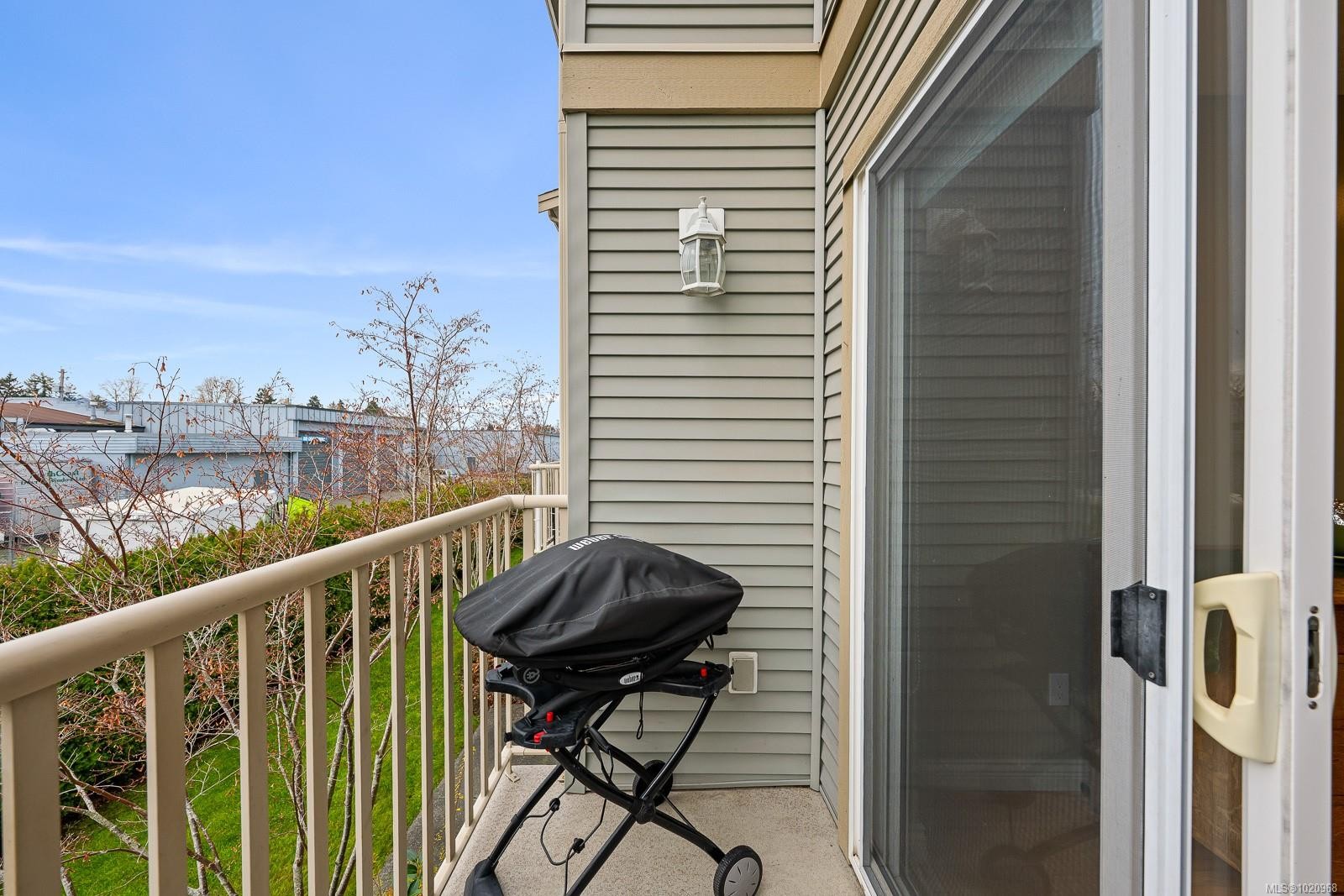 13-2475 Mansfield Dr, Courtenay, BC