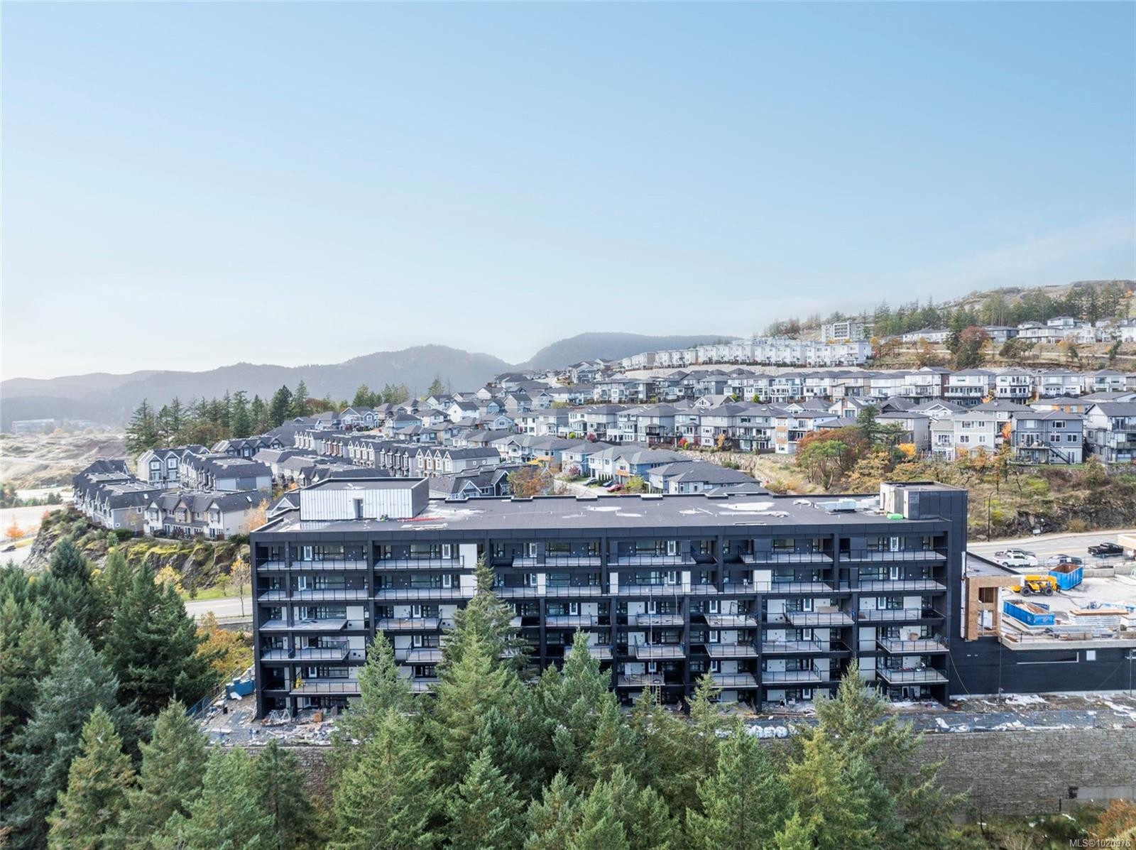 512-2341 Bear Mountain Pkwy, Langford, BC - Outdoor With View