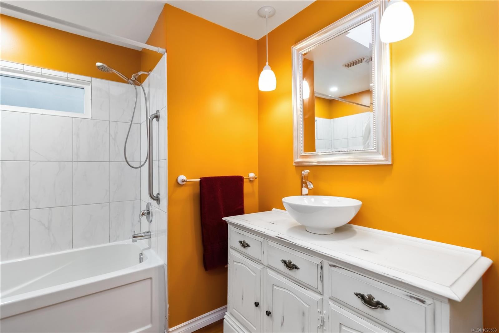 4-5838 Blythwood Rd, Sooke, BC