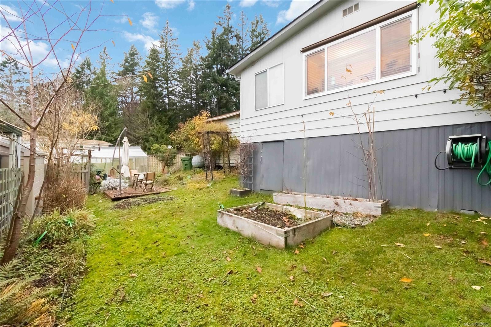 4-5838 Blythwood Rd, Sooke, BC