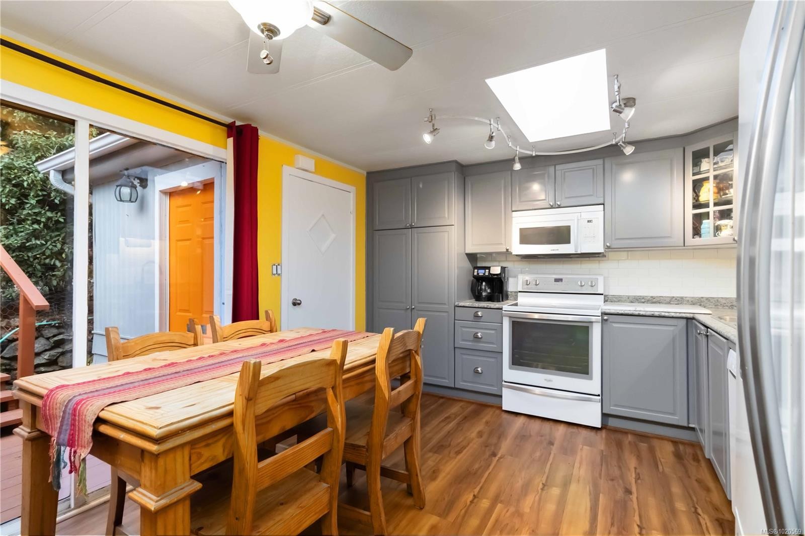 4-5838 Blythwood Rd, Sooke, BC