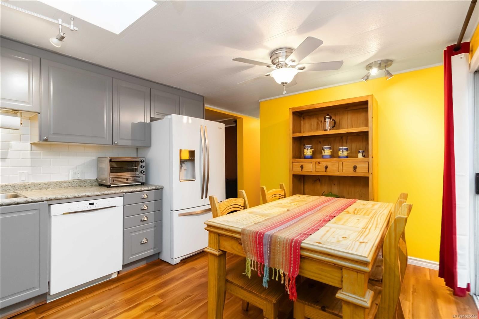 4-5838 Blythwood Rd, Sooke, BC