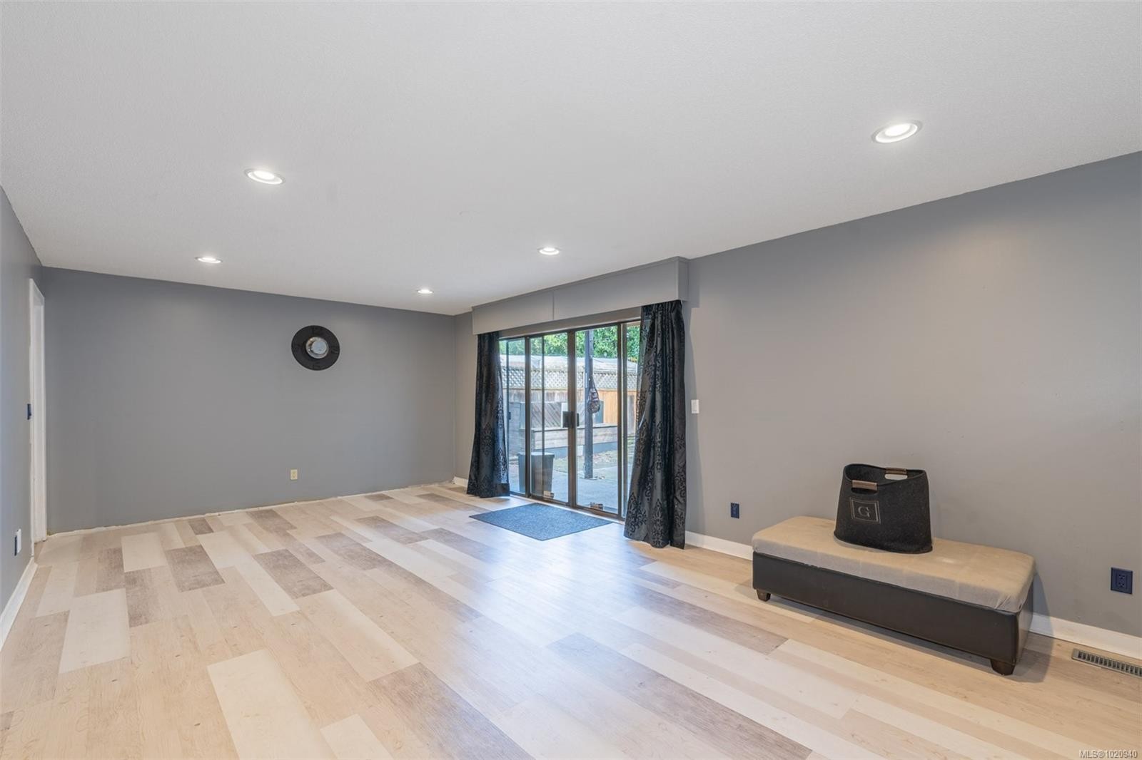 2275 Millstream Rd, Langford, BC