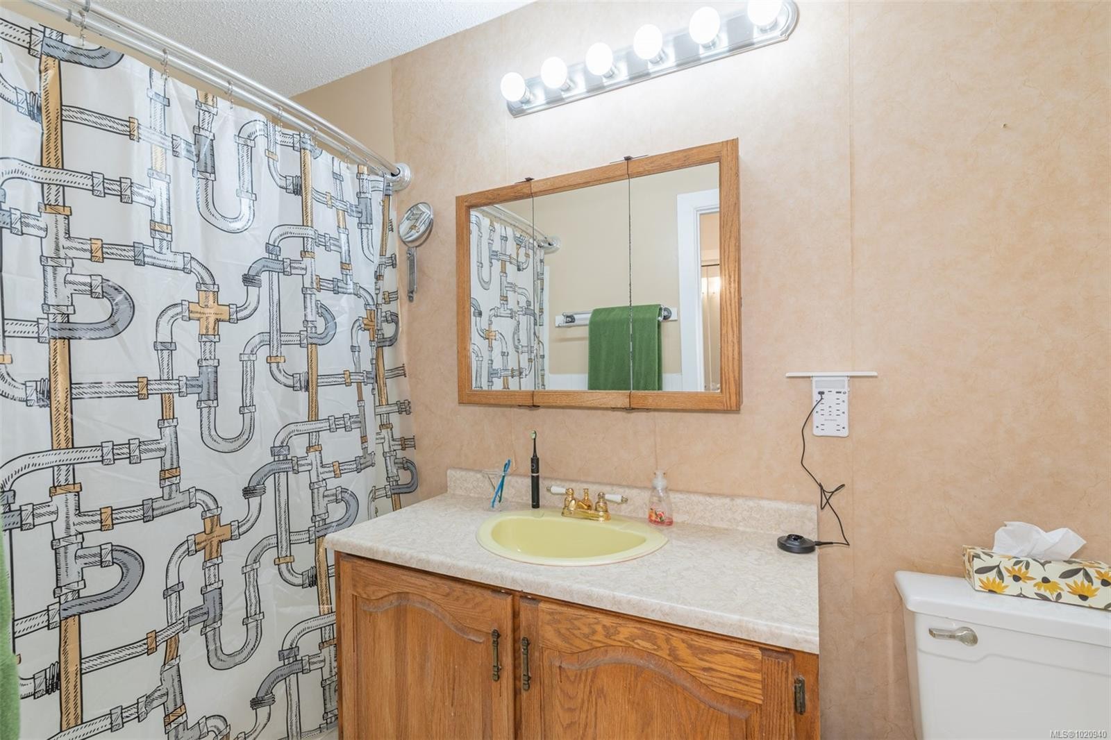 2275 Millstream Rd, Langford, BC