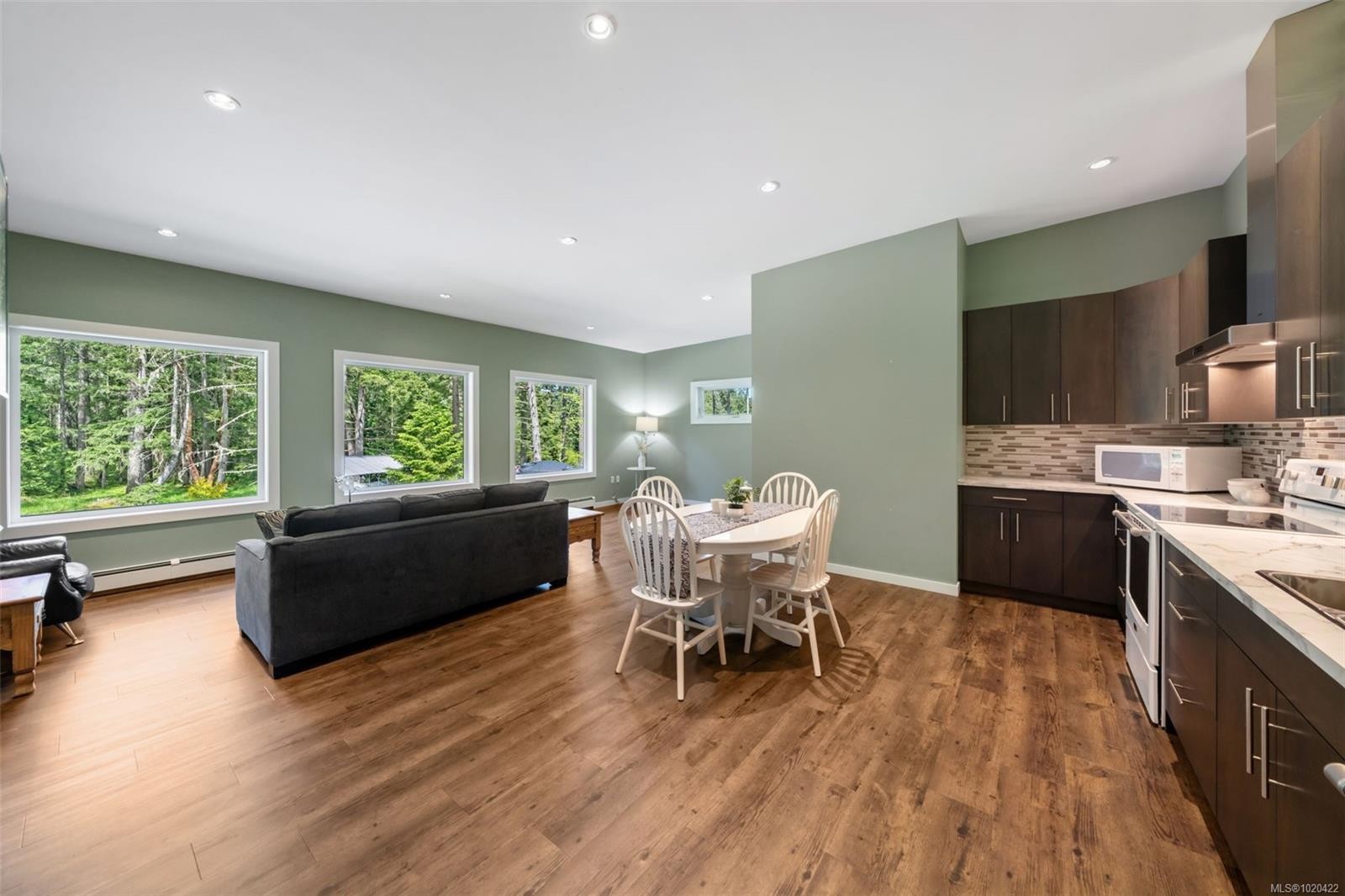 3281 Mcguire Way, Nanaimo, BC