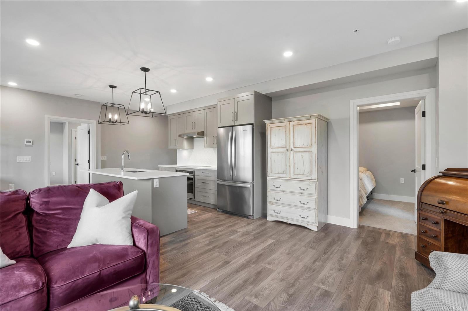 204-741 Travino Lane, Saanich, BC - Indoor