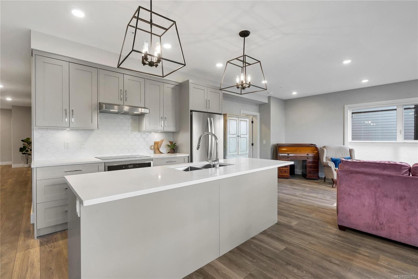 204-741 Travino Lane, Saanich, BC - Indoor Photo Showing Kitchen With Upgraded Kitchen