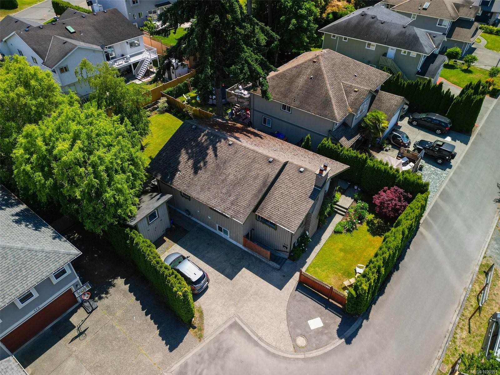 110 Jedburgh Pl, View Royal, BC