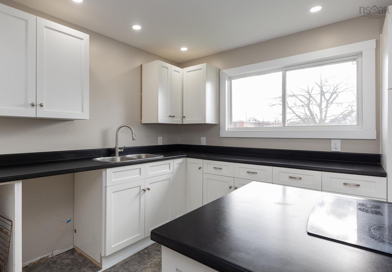 2 Huntington Street, Yarmouth, NS