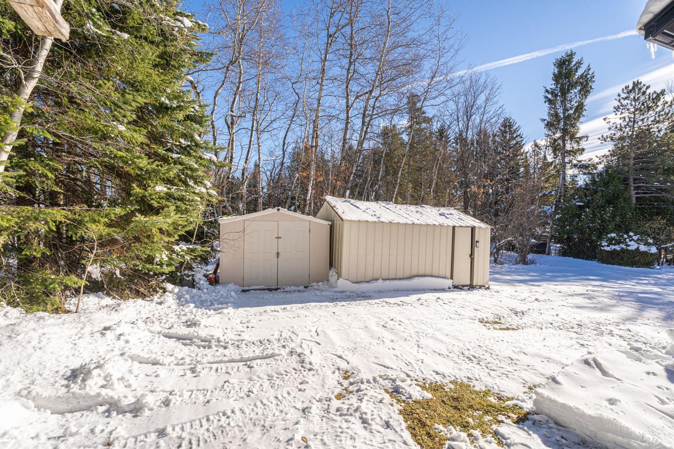 Rangement - 220 Rue Guy-Desrochers, Chertsey, QC - Outdoor