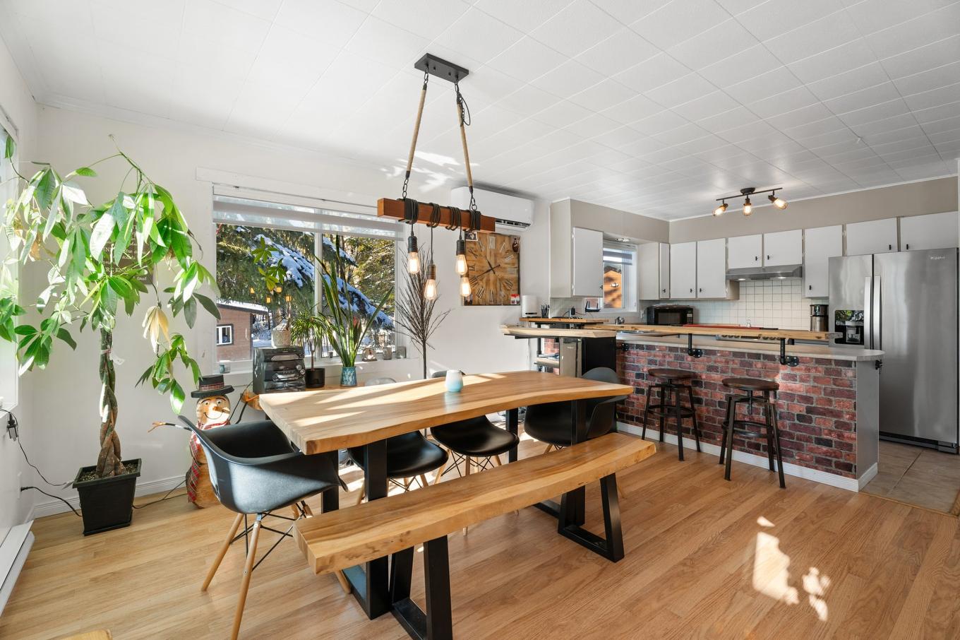 Salle à manger - 220 Rue Guy-Desrochers, Chertsey, QC - Indoor