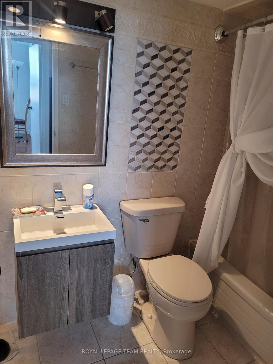 607 - 1380 Prince Of Wales Drive, Ottawa, ON - Indoor Photo Showing Bathroom