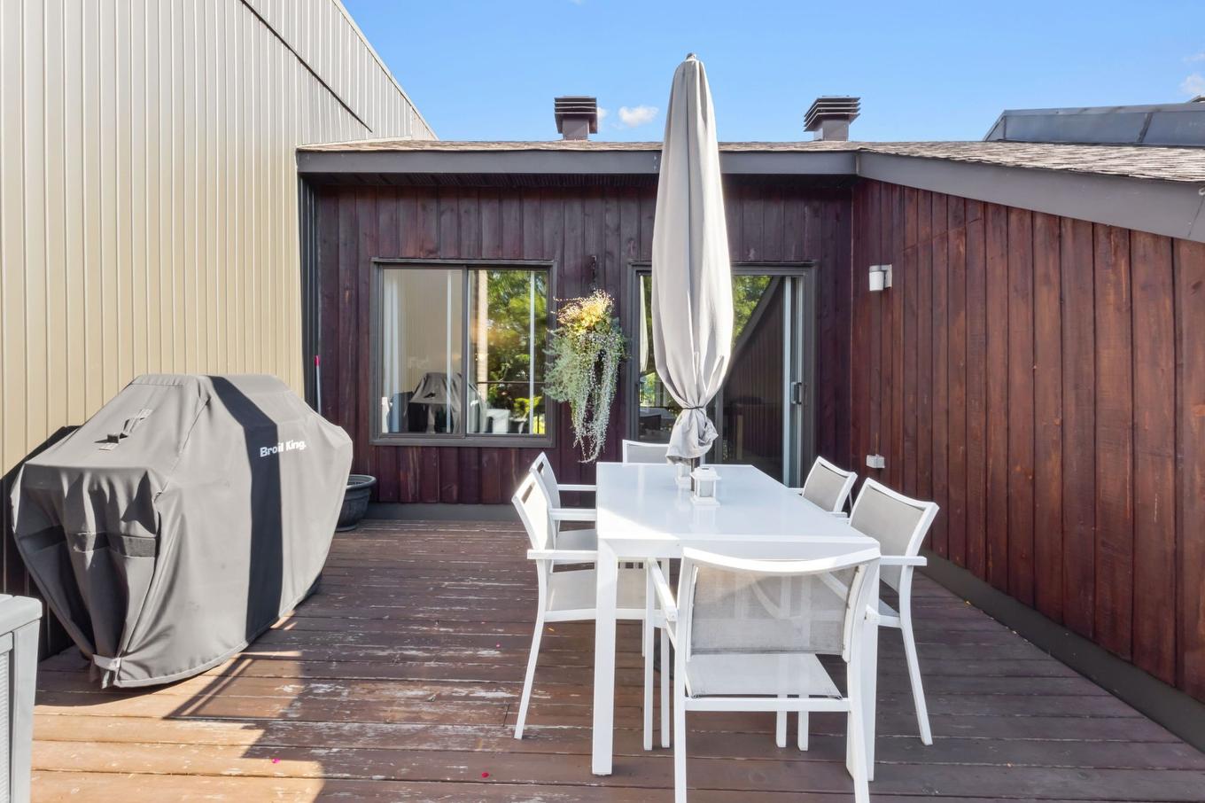 Patio - 123 Place Du Soleil, Montréal (Verdun/Île-Des-Soeurs), QC - Outdoor With Deck Patio Veranda With Exterior