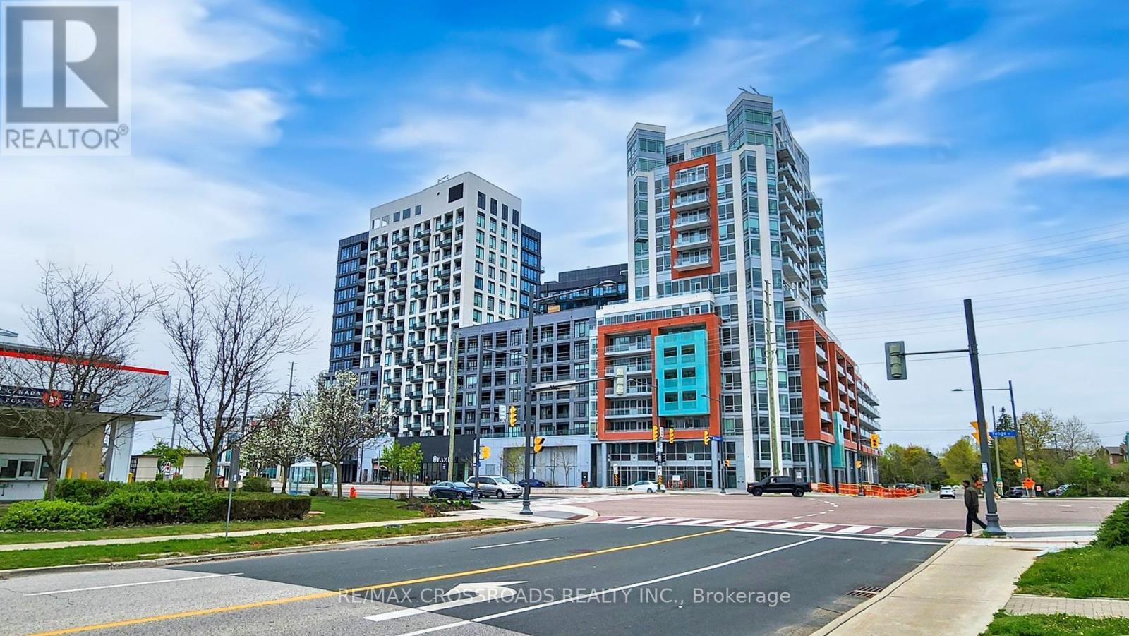 319E - 8868 Yonge Street, Richmond Hill, ON - Outdoor With Balcony With Facade