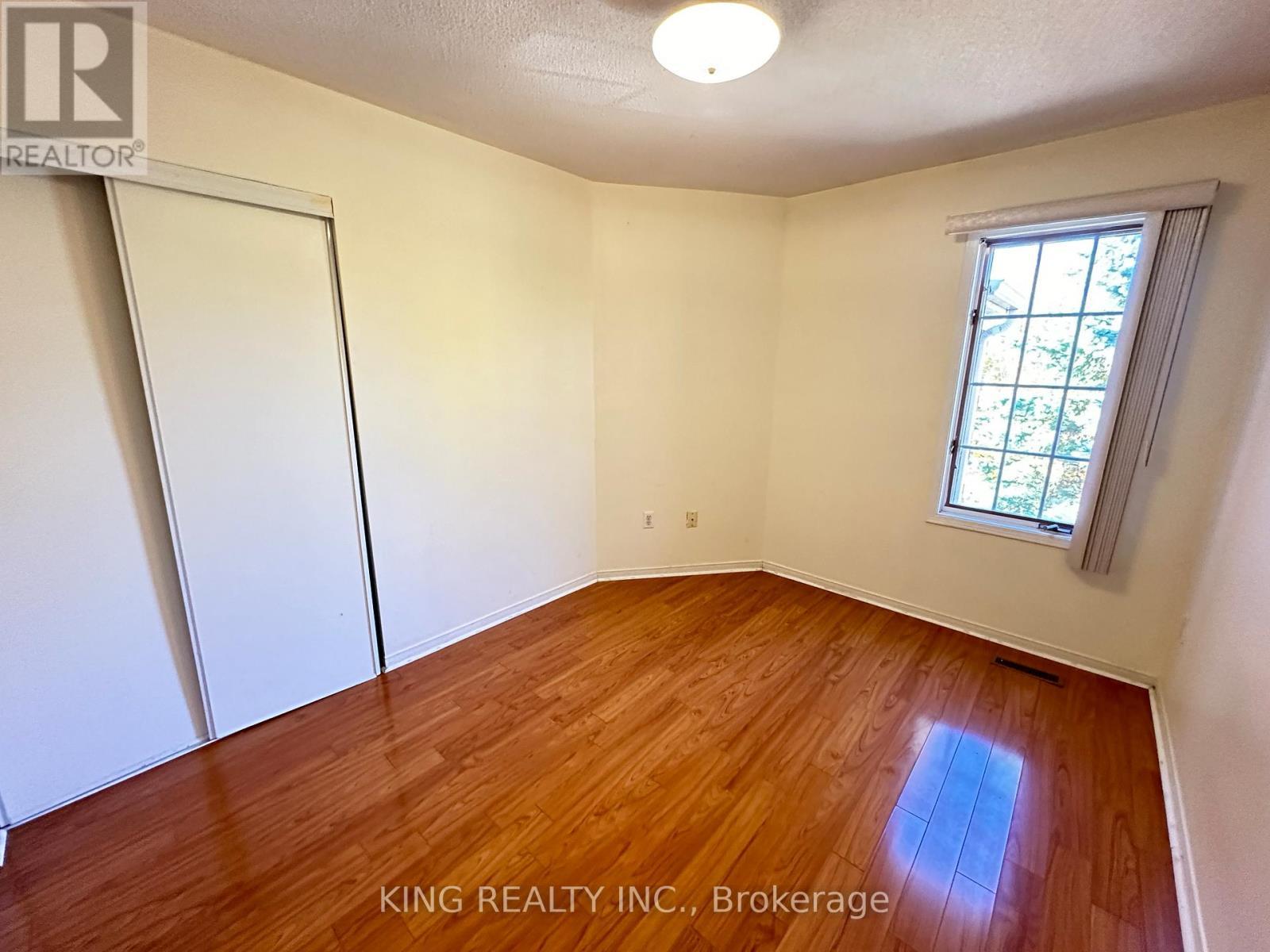 77 Forestgrove Circle, Brampton, ON - Indoor Photo Showing Other Room