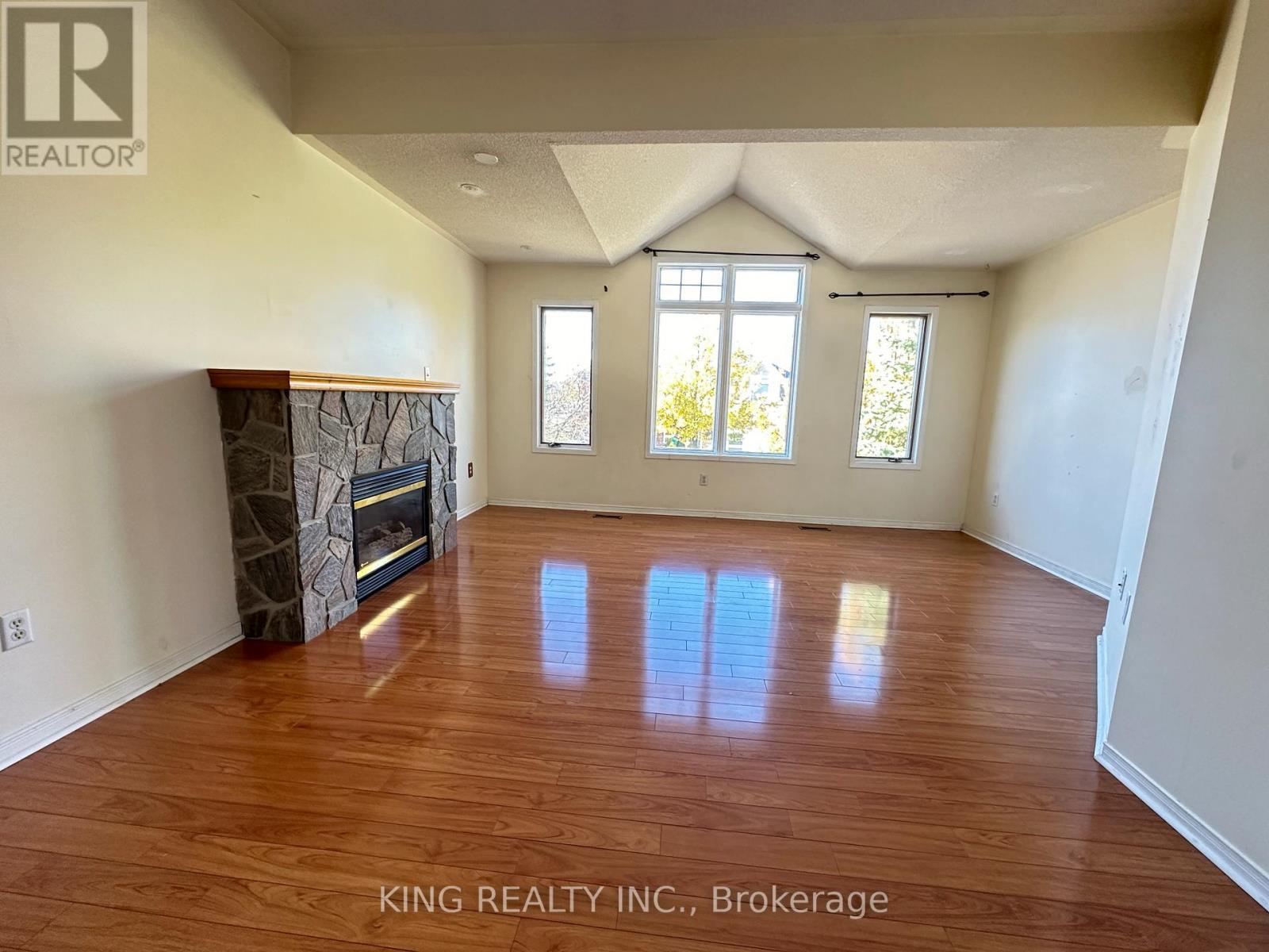 77 Forestgrove Circle, Brampton, ON - Indoor Photo Showing Other Room With Fireplace