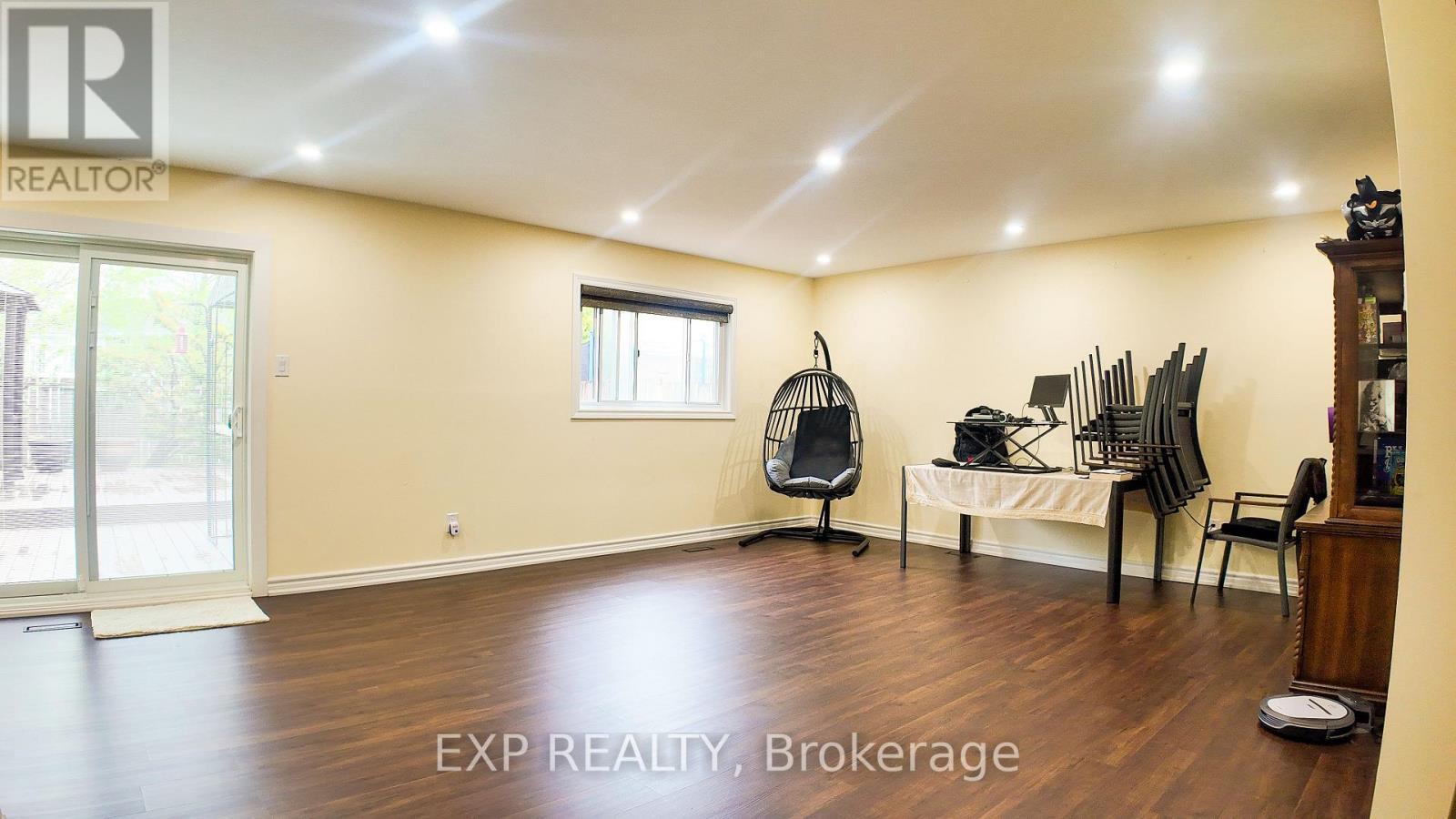 3072 Autumn Hill Crescent, Burlington, ON - Indoor Photo Showing Other Room