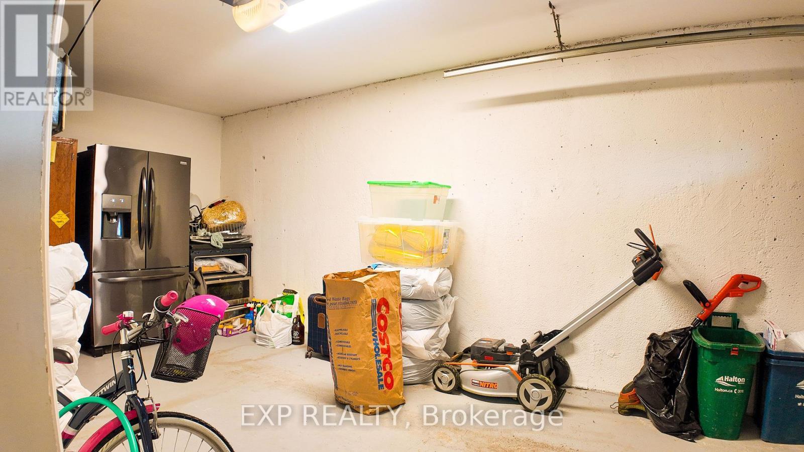 3072 Autumn Hill Crescent, Burlington, ON - Indoor