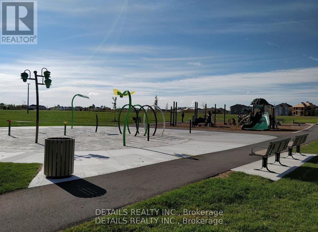 303 Bobolink Ridge, Ottawa, ON - Outdoor With View