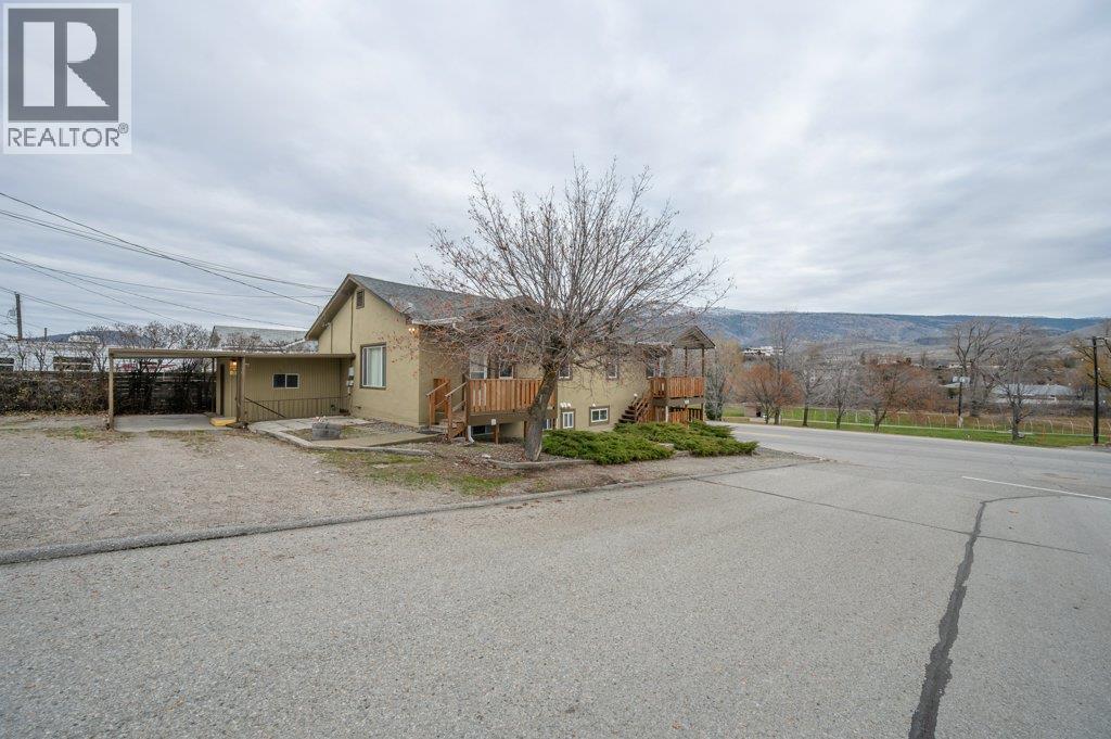 428 Hillcrest Avenue, Oliver, BC - Outdoor