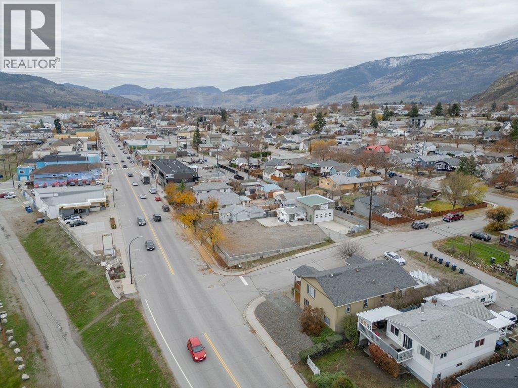 428 Hillcrest Avenue, Oliver, BC - Outdoor With View