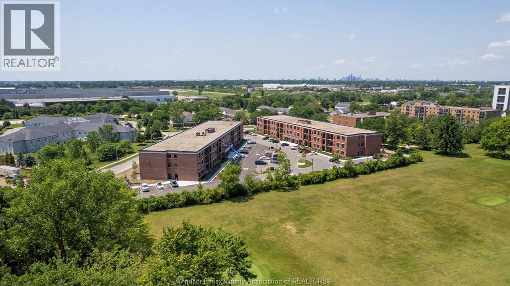 3180 Meadowbrook Lane Unit# 102, Windsor, ON - Outdoor With View