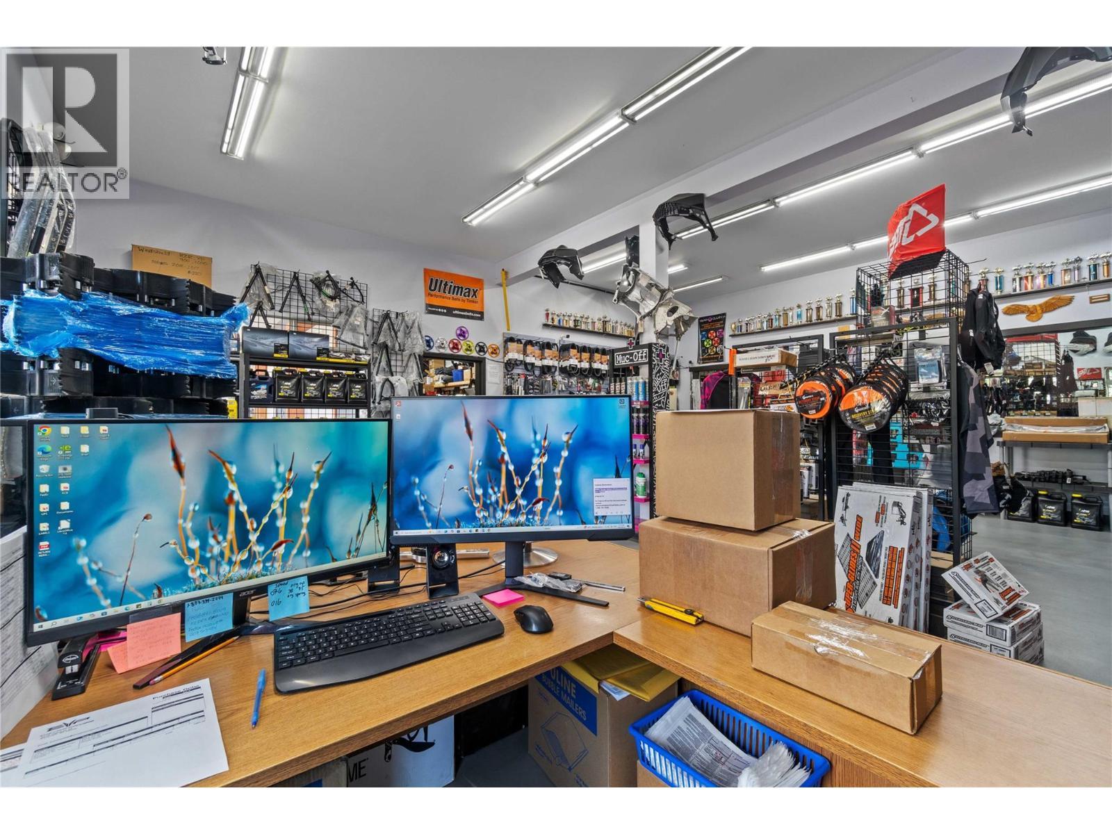 725 Trans-Canada Highway, Sicamous, BC