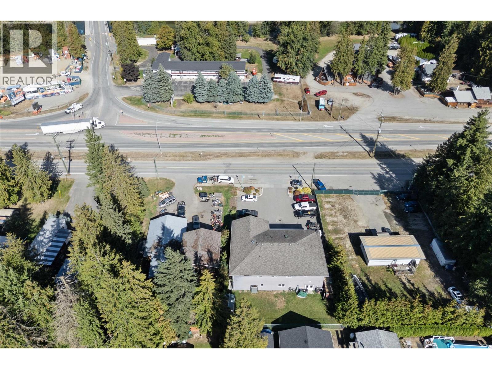 725 Trans-Canada Highway, Sicamous, BC