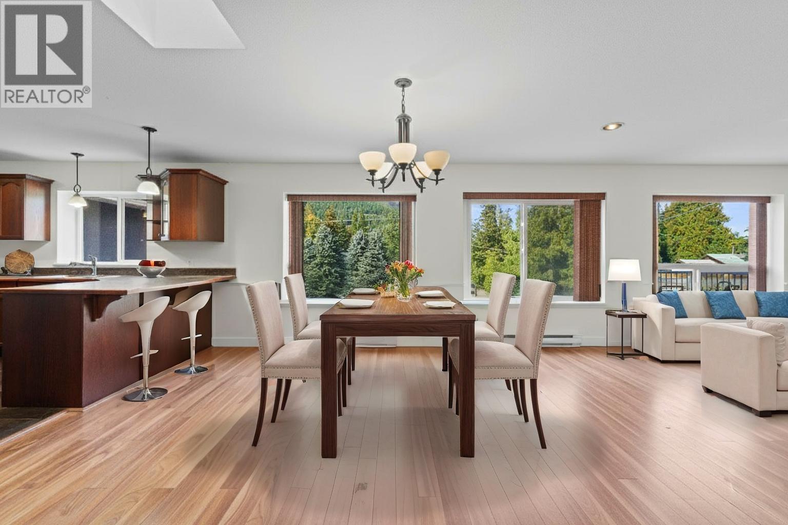 725 Trans-Canada Highway, Sicamous, BC