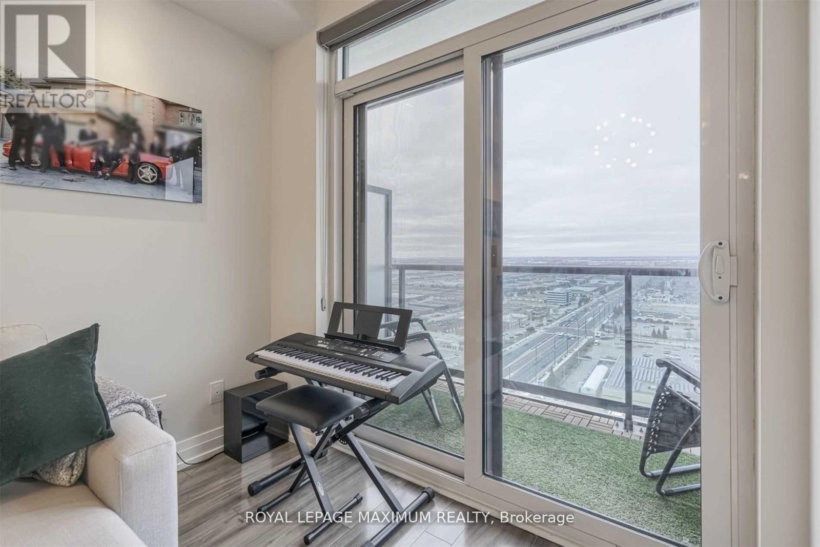 2507 - 3700 Highway 7 Road W, Vaughan, ON - Indoor Photo Showing Other Room