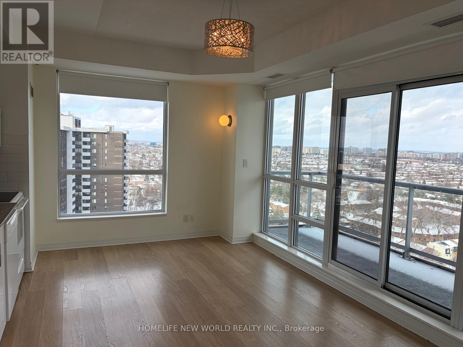 30 Herons Hill Way, Toronto, ON - Indoor Photo Showing Other Room
