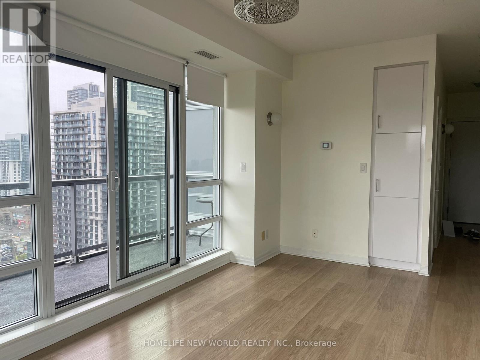 30 Herons Hill Way, Toronto, ON - Indoor Photo Showing Other Room