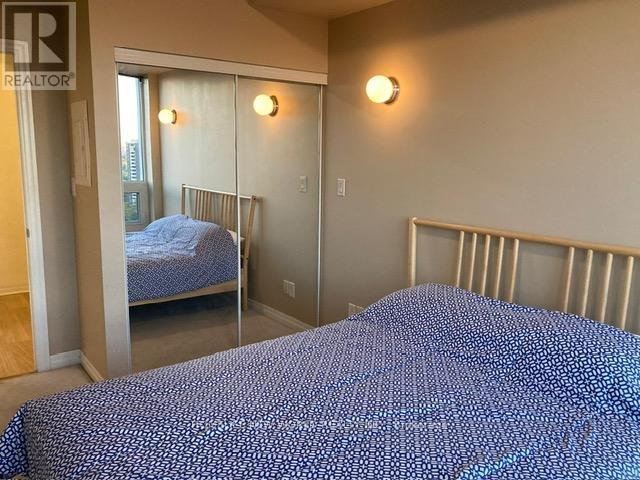 30 Herons Hill Way, Toronto, ON - Indoor Photo Showing Bedroom