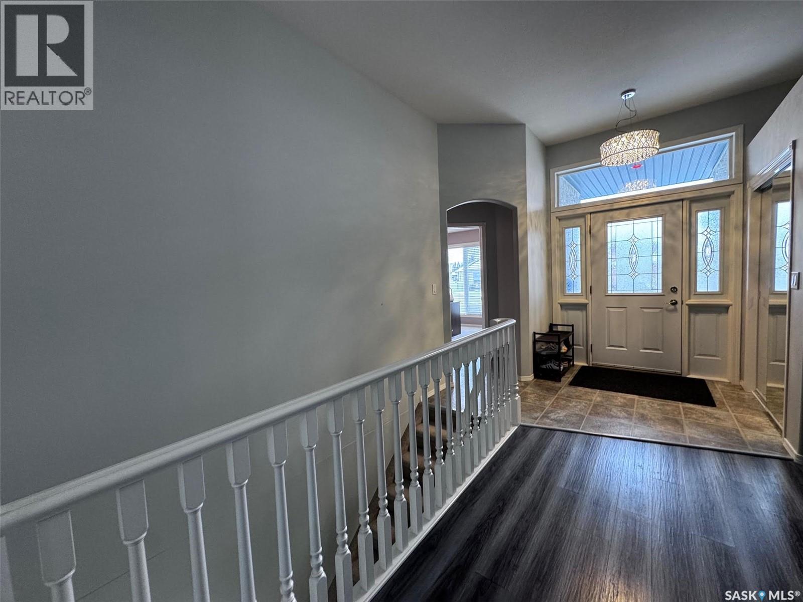 611 Le May Court, Saskatoon, SK - Indoor Photo Showing Other Room