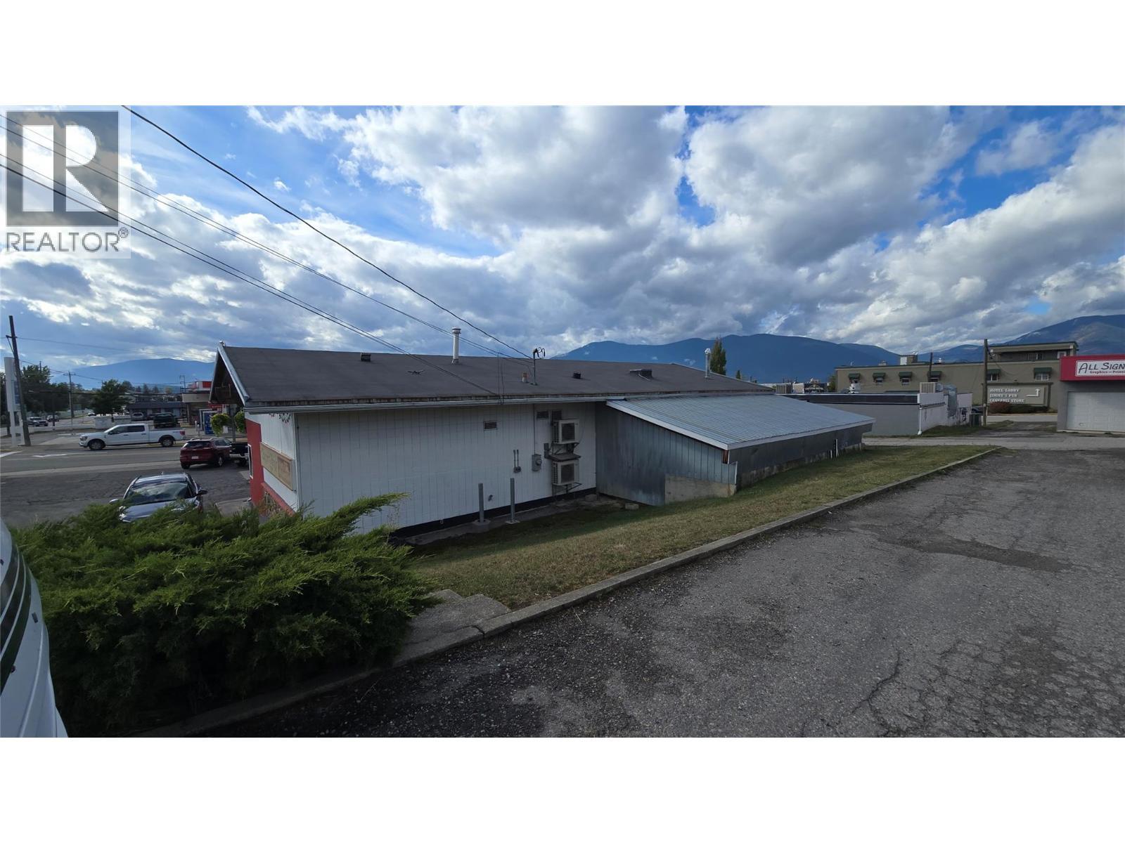 1520 Canyon Street, Creston, BC