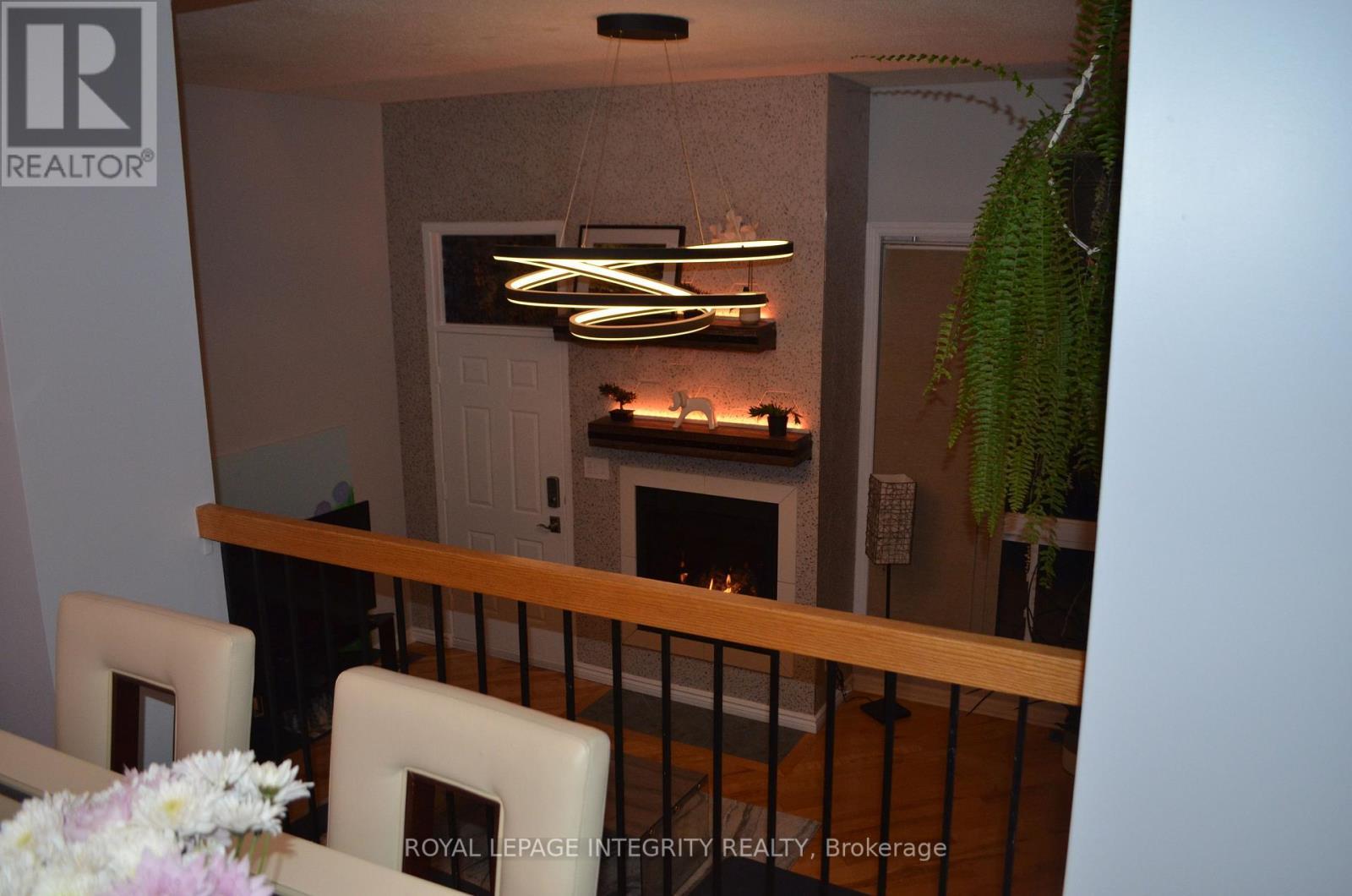 104 Esterlawn Private, Ottawa, ON - Indoor