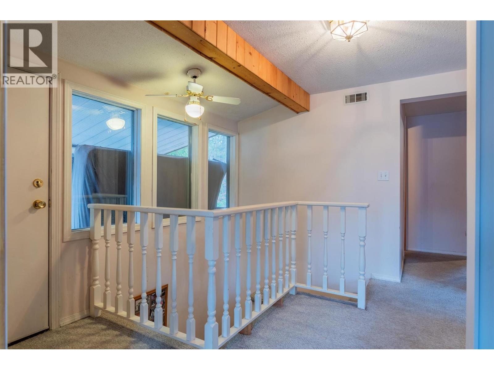 2071 Massie Road, Christina Lake, BC - Indoor Photo Showing Other Room