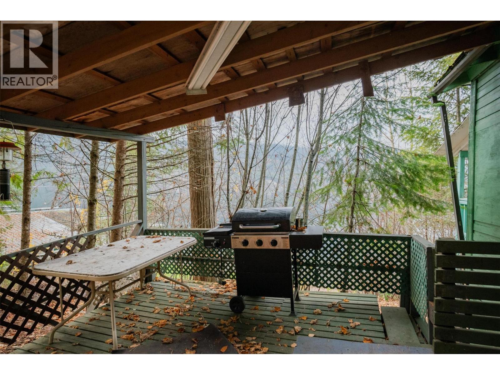 2071 Massie Road, Christina Lake, BC - Outdoor With Deck Patio Veranda With Exterior