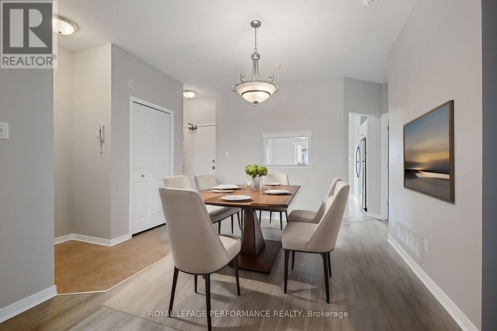 6 - 190 Rustic Hills Crescent, Ottawa, ON - Indoor Photo Showing Dining Room