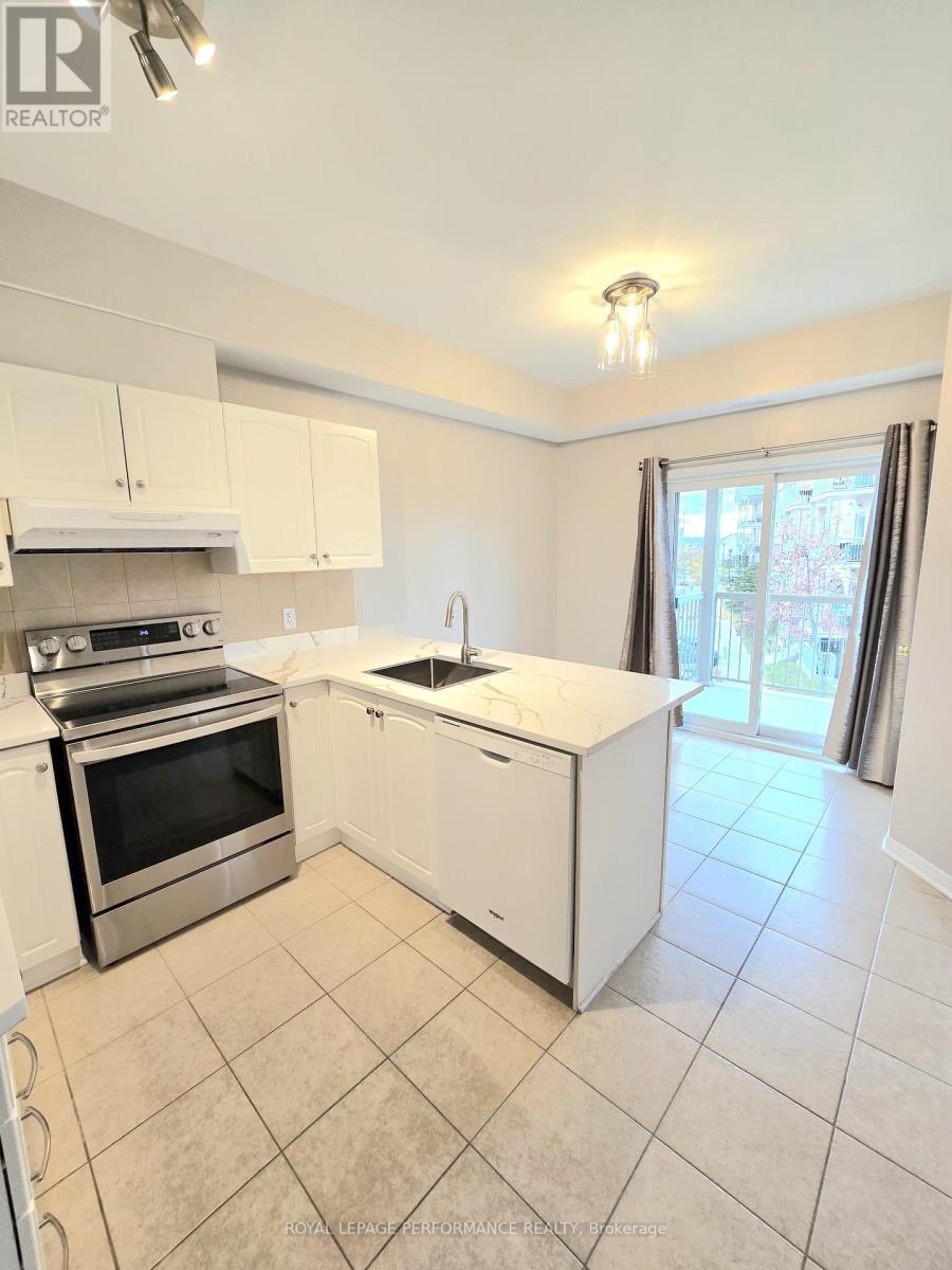 6 - 190 Rustic Hills Crescent, Ottawa, ON - Indoor Photo Showing Kitchen