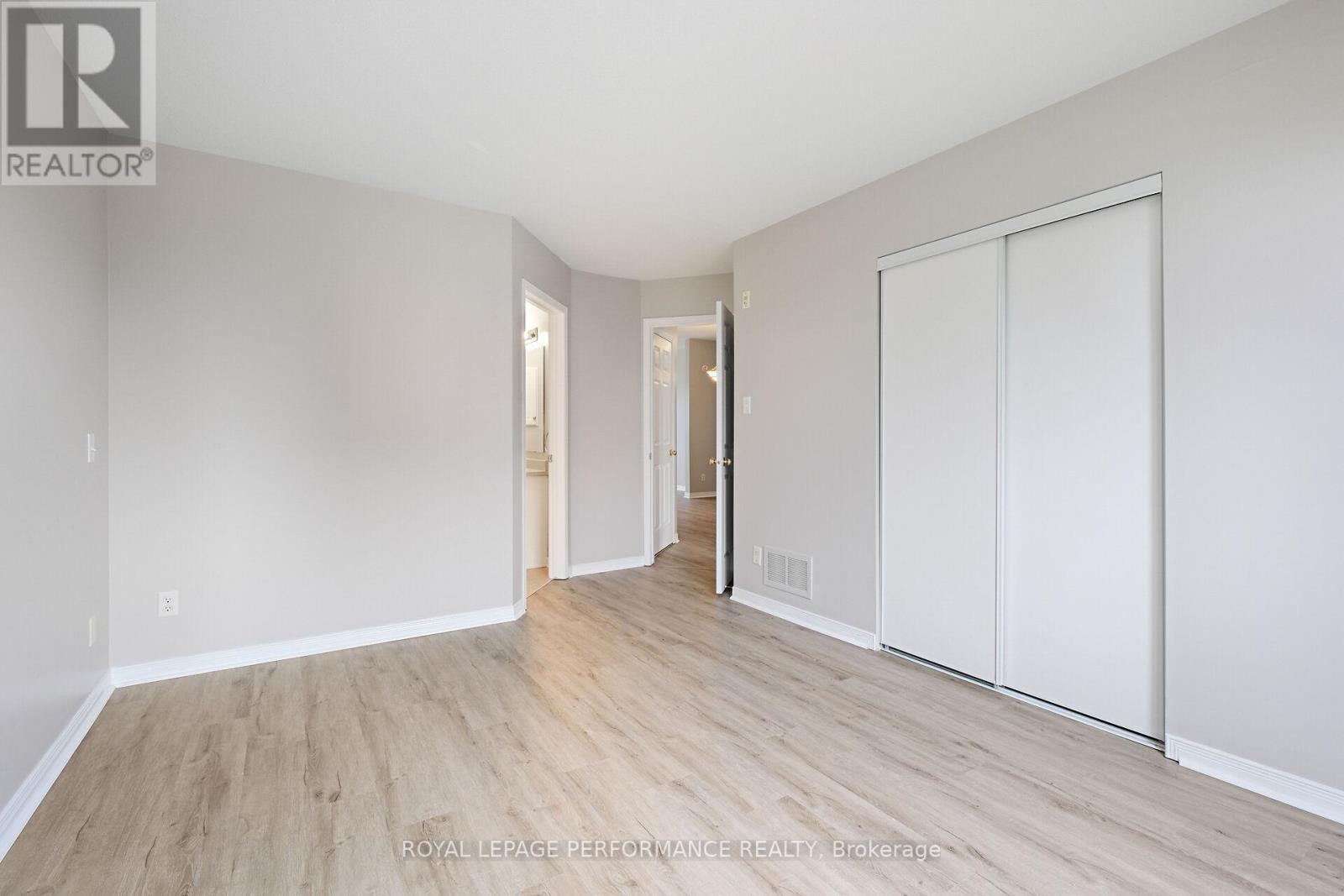 6 - 190 Rustic Hills Crescent, Ottawa, ON - Indoor Photo Showing Other Room