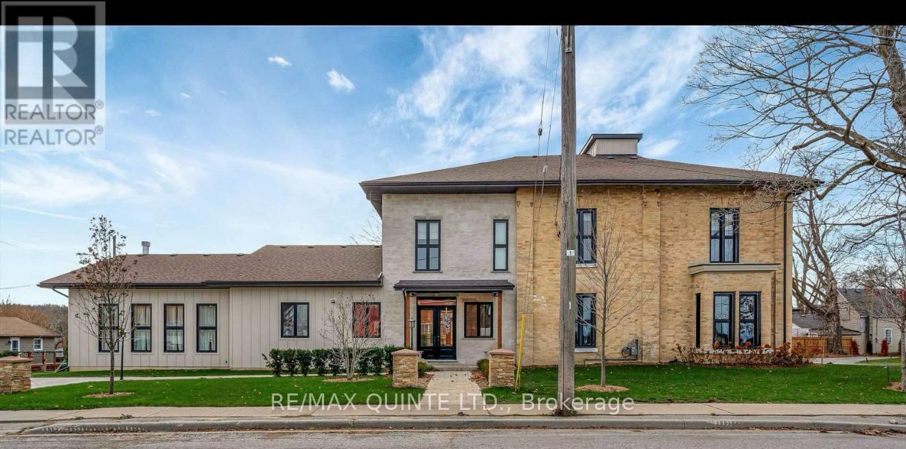 Home exterior - 88 Bridge Street, Prince Edward County (Picton Ward), ON - Outdoor With Facade