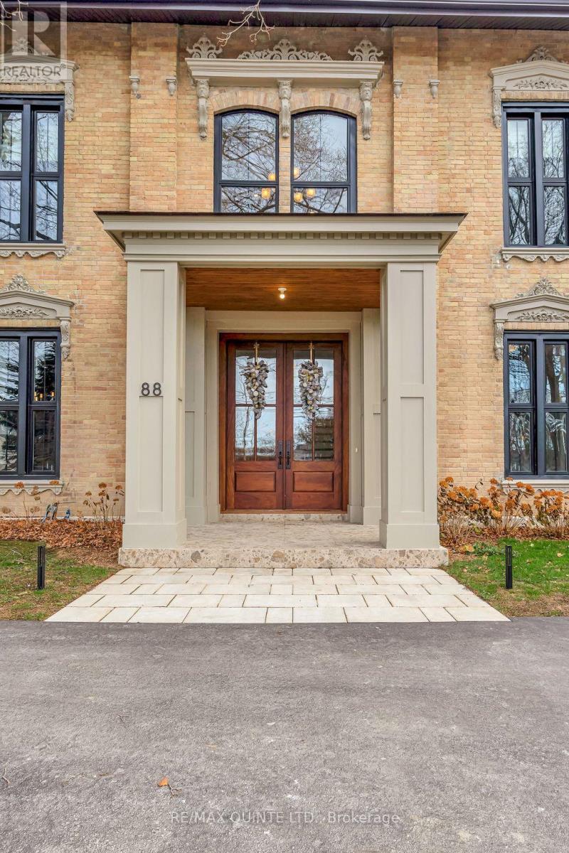 Front entrance wood double doors - 88 Bridge Street, Prince Edward County (Picton Ward), ON - Outdoor