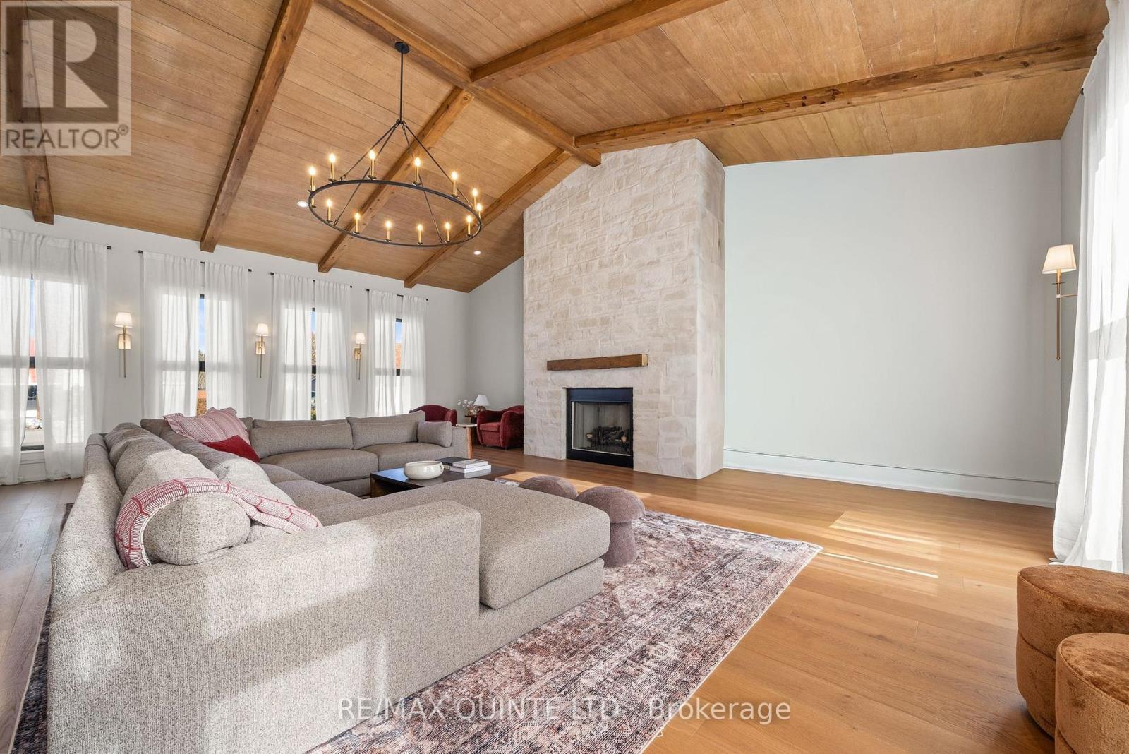 Great room with gas fireplace - 88 Bridge Street, Prince Edward County (Picton Ward), ON - Indoor Photo Showing Living Room With Fireplace
