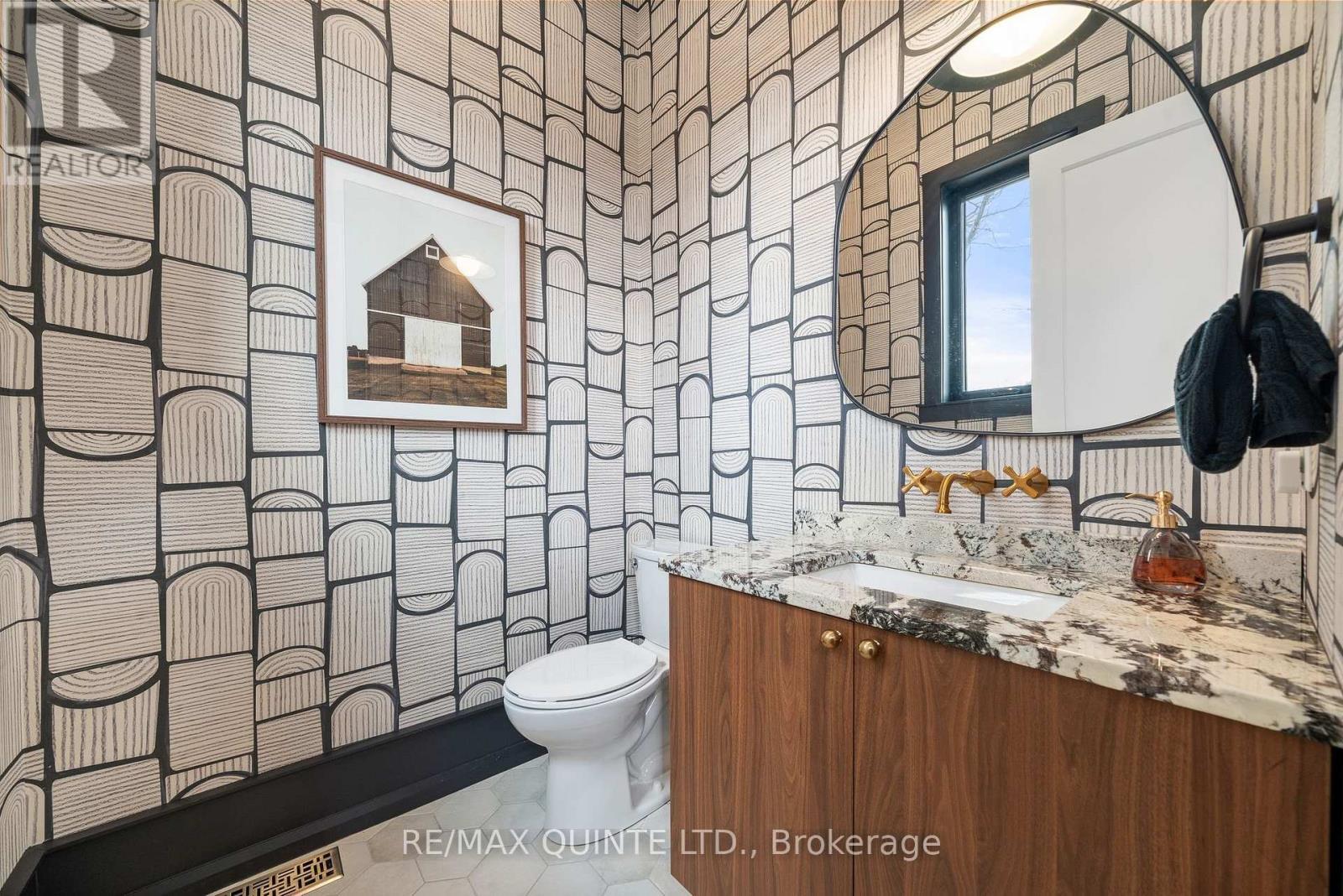 Powder Room - 88 Bridge Street, Prince Edward County (Picton Ward), ON - Indoor Photo Showing Bathroom