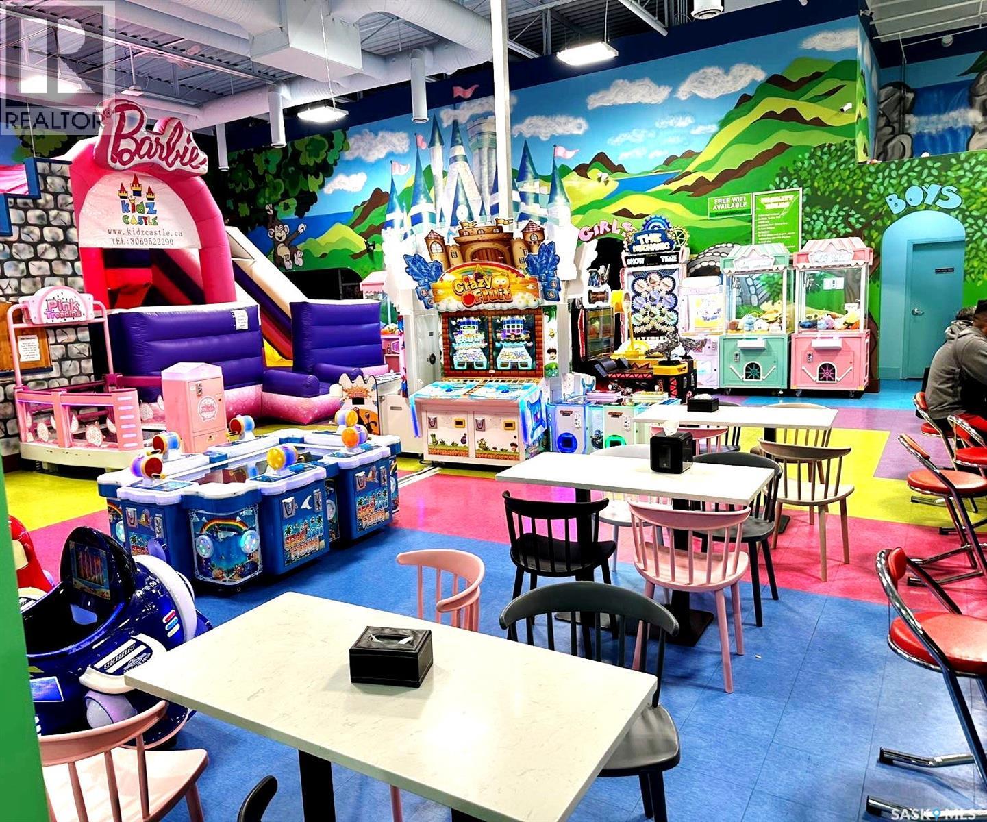 714 Circle Drive N, Saskatoon, SK