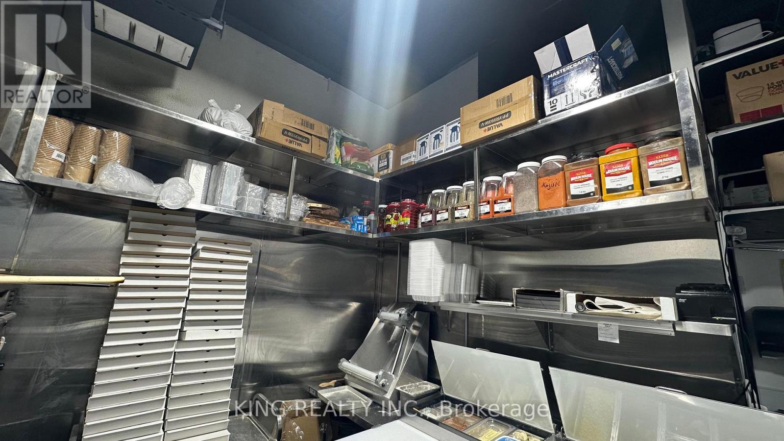 2712 Keele Street, Toronto, ON