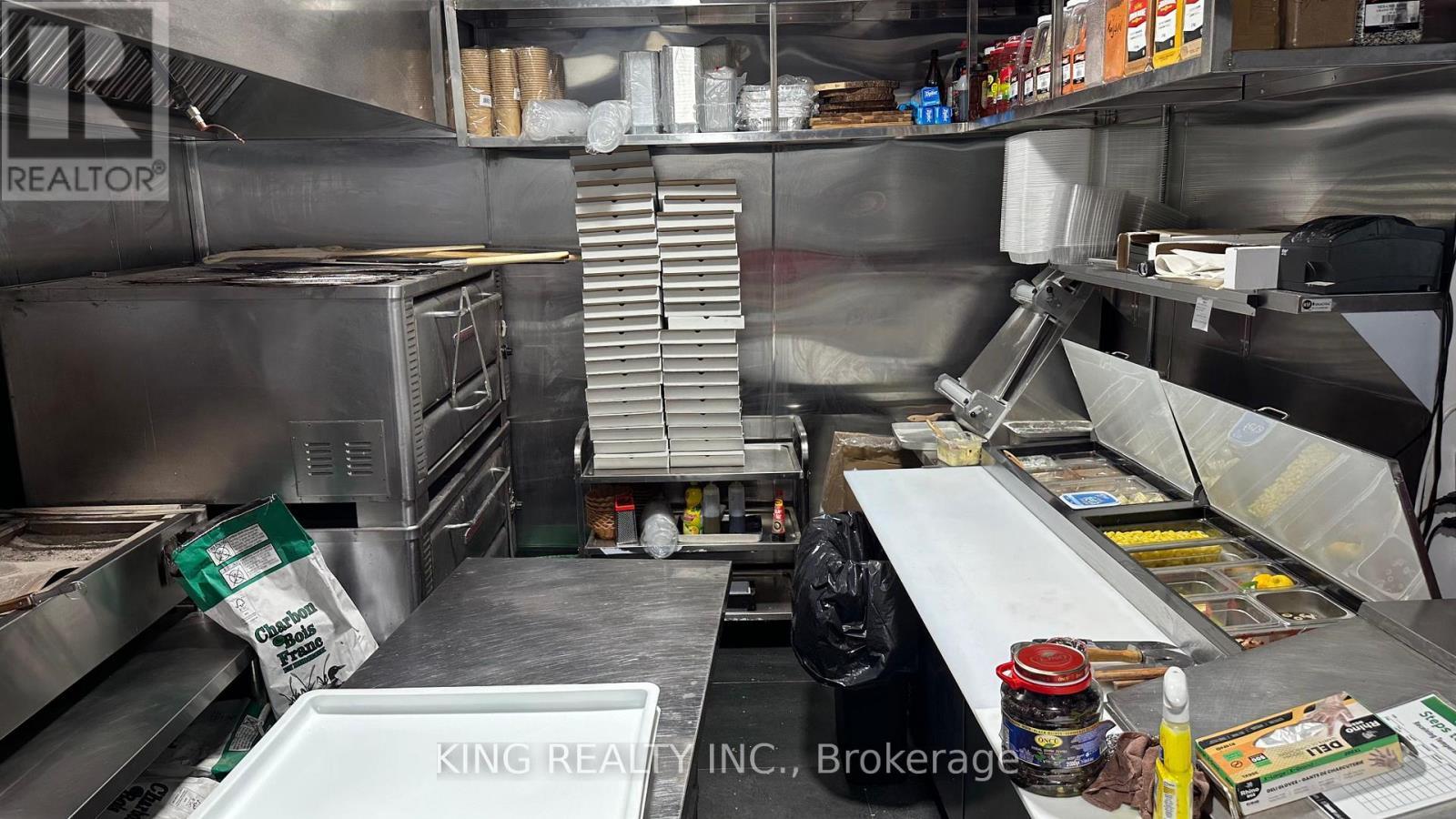 2712 Keele Street, Toronto, ON